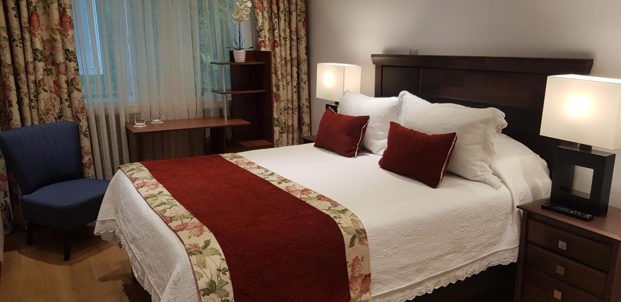 Hotel Puerta Del Lago 巴拉斯港 外观 照片