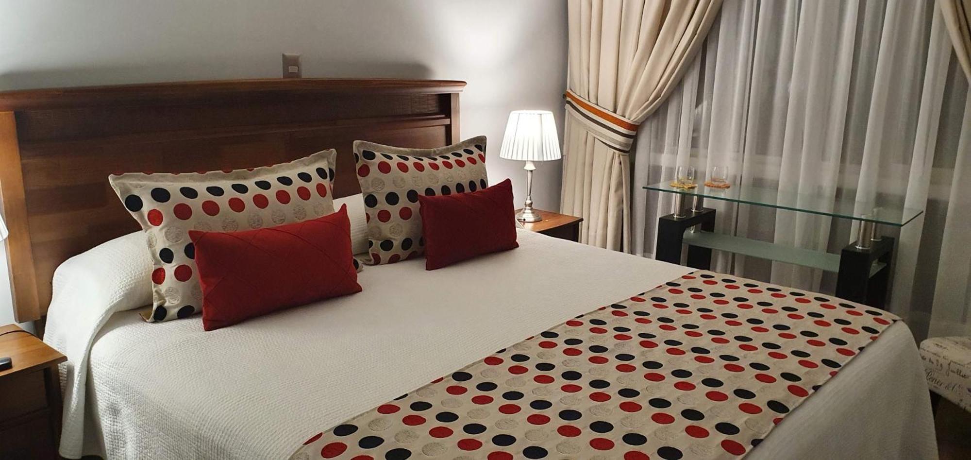 Hotel Puerta Del Lago 巴拉斯港 外观 照片