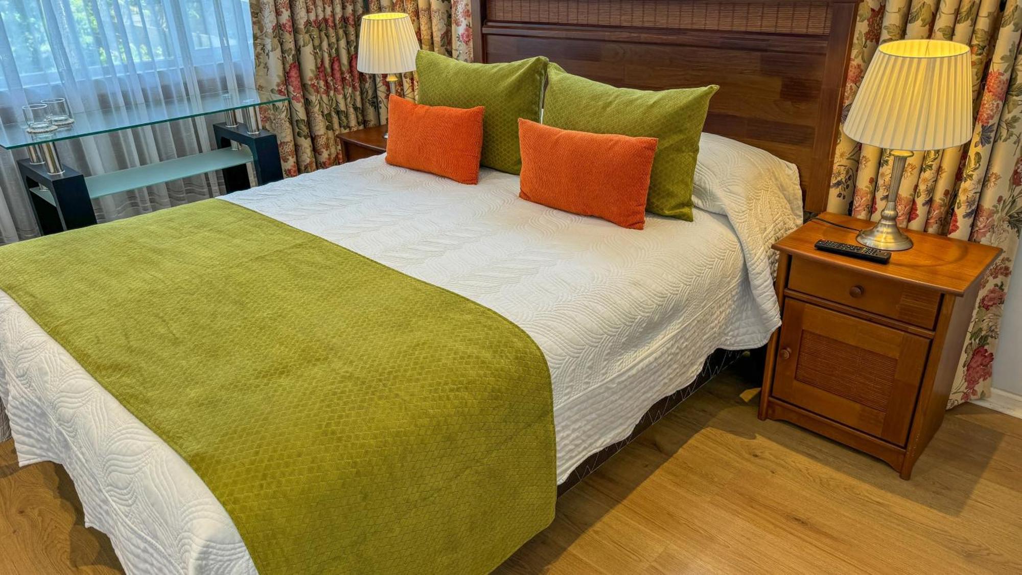 Hotel Puerta Del Lago 巴拉斯港 外观 照片